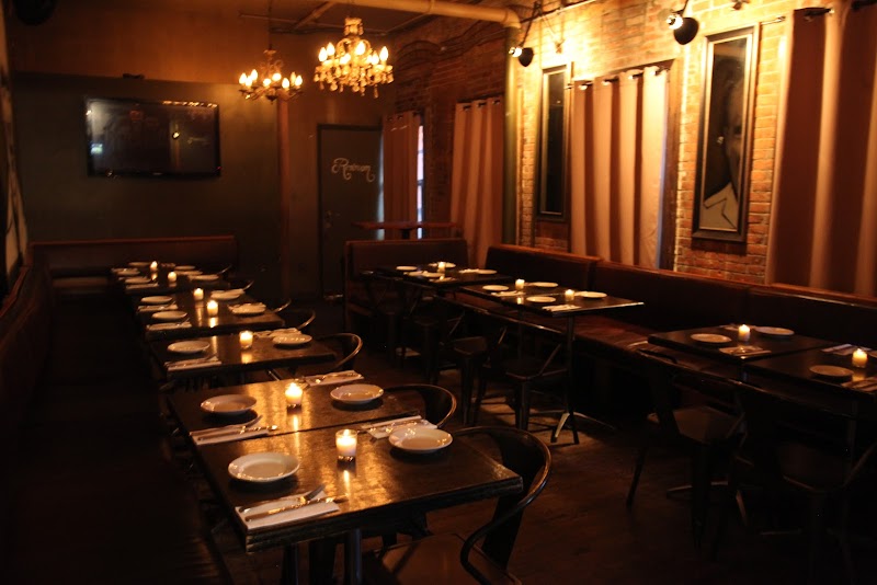 Charlies Bar & Kitchen