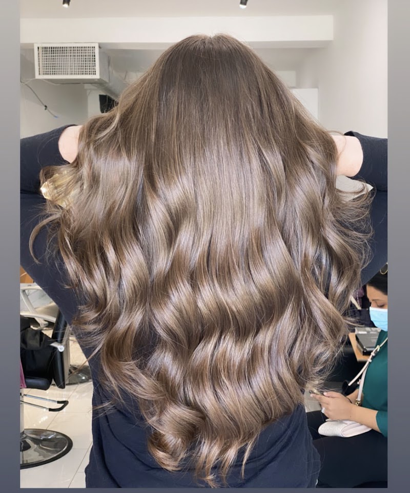 Aurora Beauty Salon