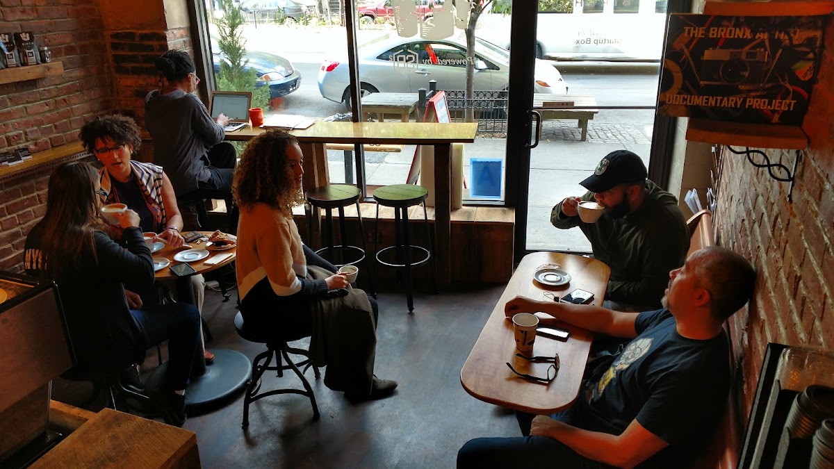 Boogie Down Grind — Cafe
