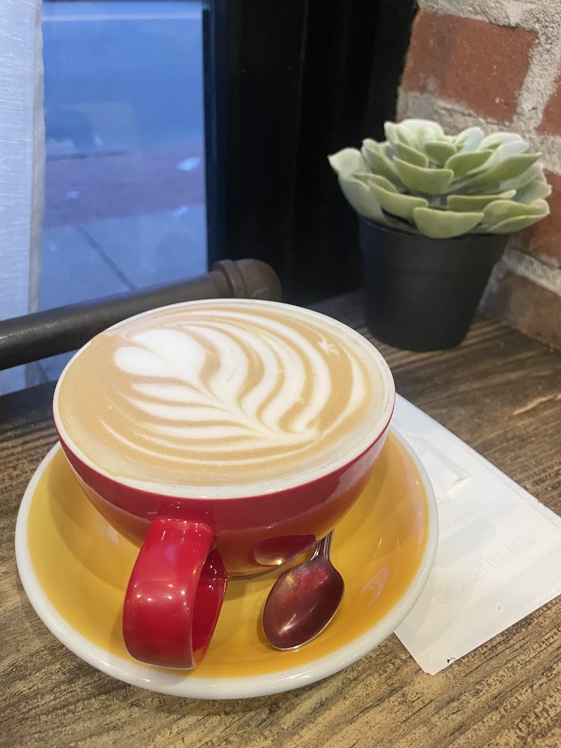 Mon Amour Coffee & Wine